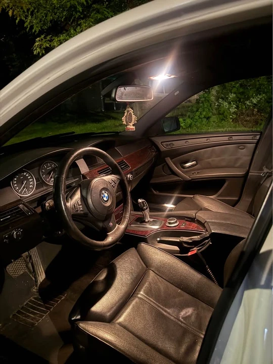 2008 BMW E60 5 Series Sedan - Image 6 of 8