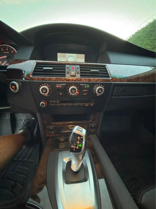 2008 BMW E60 5 Series Sedan - Image 16 of 17