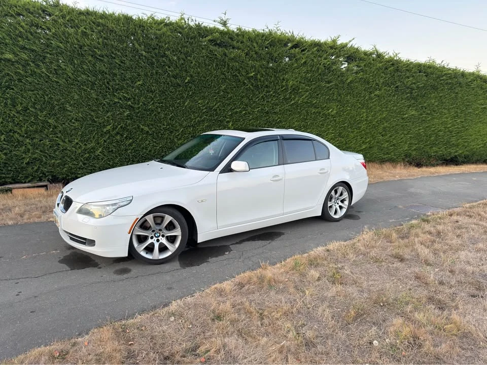 2008 BMW E60 5 Series Sedan - Image 2 of 17