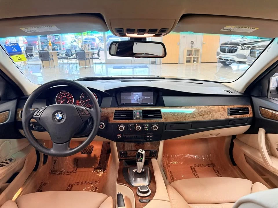 2008 BMW E60 5 Series Sedan - Image 10 of 20
