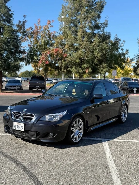 2008 BMW E60 5 Series Sedan - Image 2 of 7