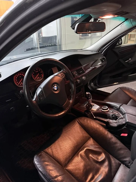 2008 BMW E60 5 Series Sedan - Image 6 of 9