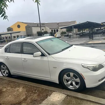 2008 BMW 5 Series 525xi Sedan