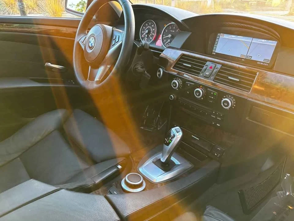 2008 BMW E60 5 Series Sedan - Image 9 of 20