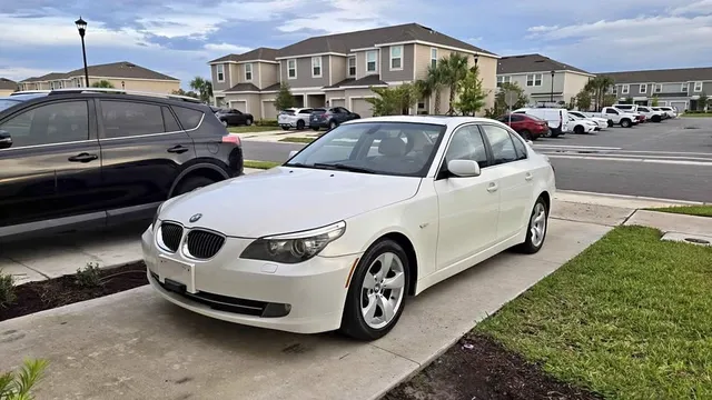 2008 BMW 5 Series 528i Sedan