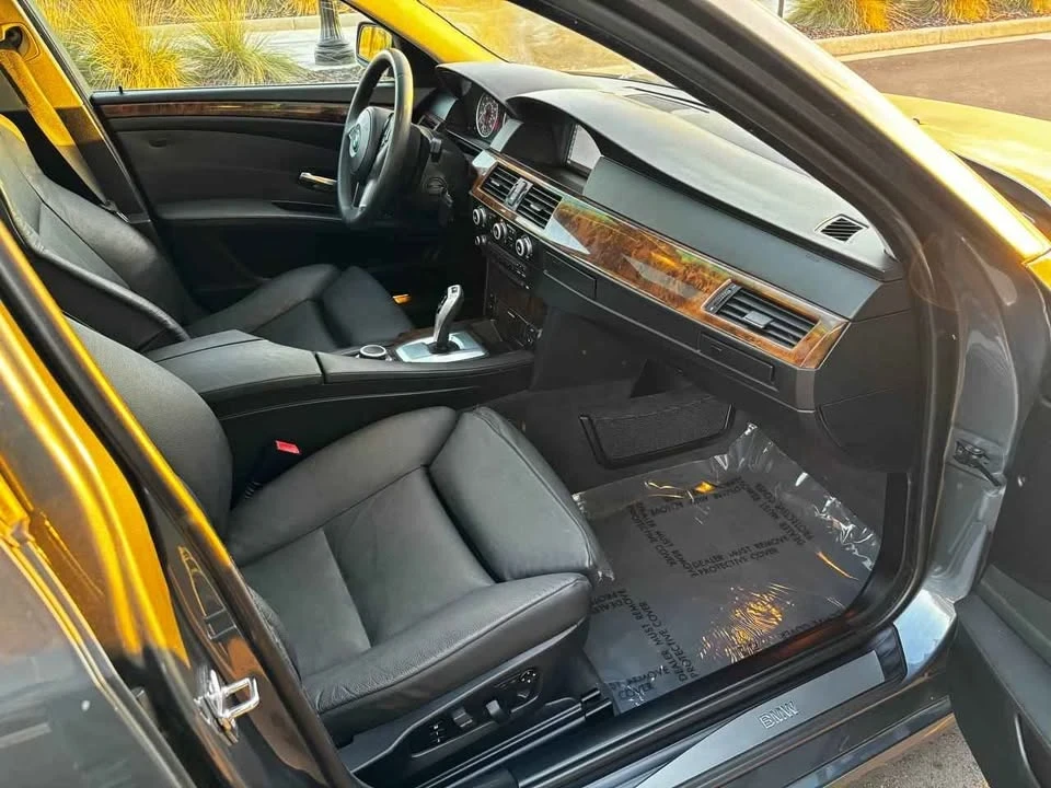 2008 BMW E60 5 Series Sedan - Image 11 of 20