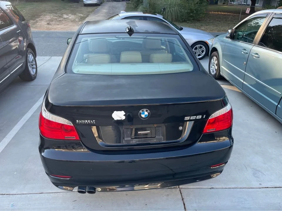 2008 BMW E60 5 Series Sedan - Image 2 of 3