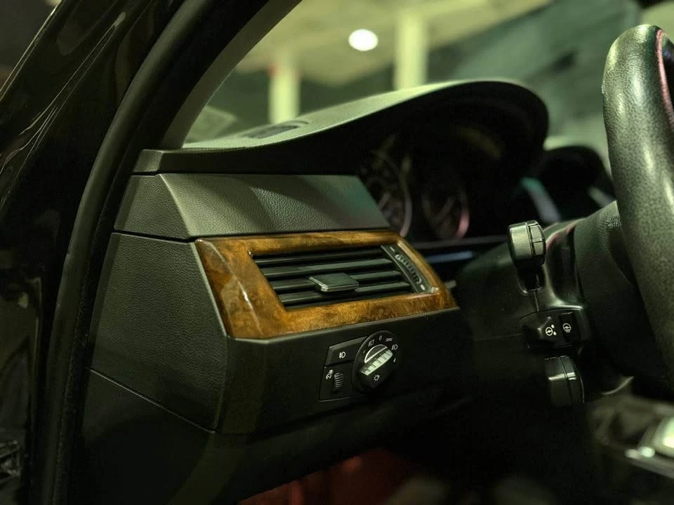 2008 BMW E60 5 Series Sedan - Image 8 of 14