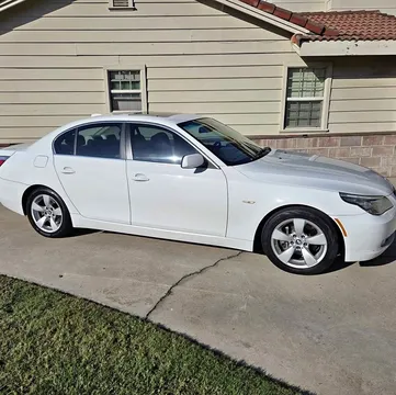 2008 BMW 5 Series 528i Sedan