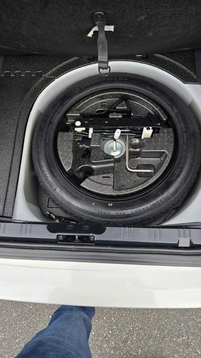2008 BMW E60 5 Series Sedan - Image 16 of 19