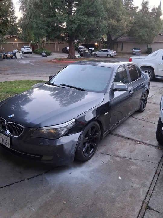 2008 BMW E60 5 Series Sedan - Image 3 of 4