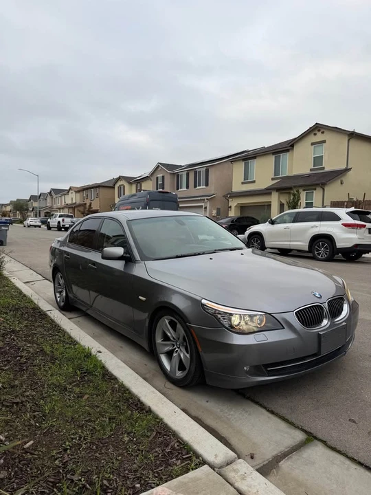 2008 BMW E60 5 Series Sedan - Image 2 of 9