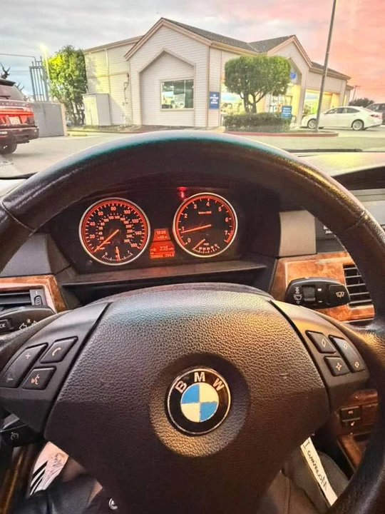 2008 BMW E60 5 Series Sedan - Image 2 of 9