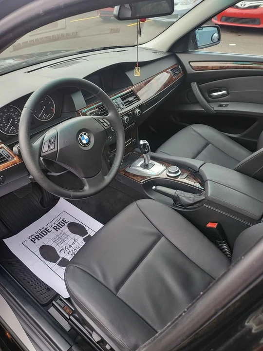 2008 BMW E60 5 Series Sedan - Image 11 of 17