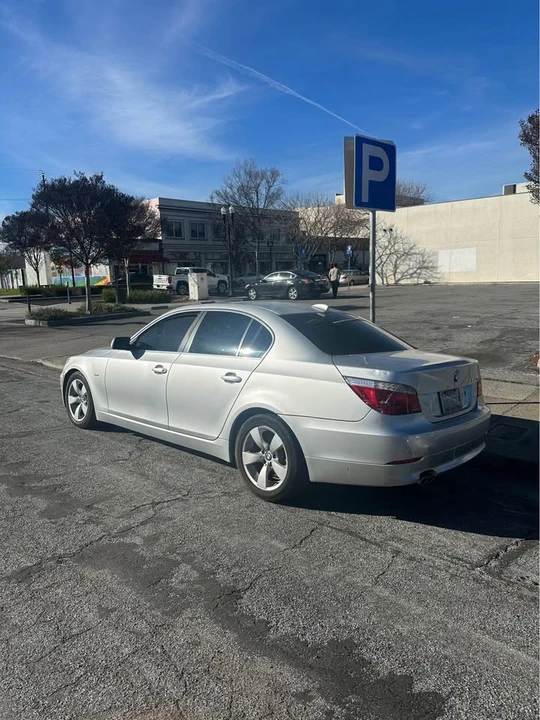 2008 BMW E60 5 Series Sedan - Image 2 of 7