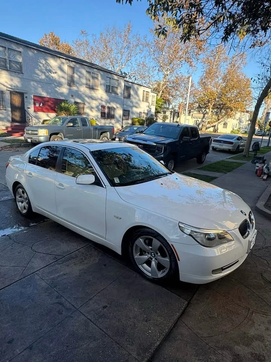 2008 BMW E60 5 Series Sedan - Image 2 of 7