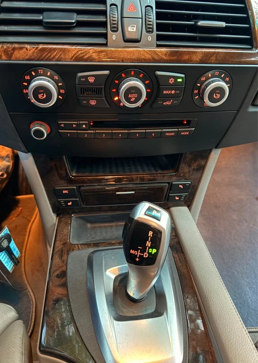 2008 BMW E60 5 Series Sedan - Image 12 of 14