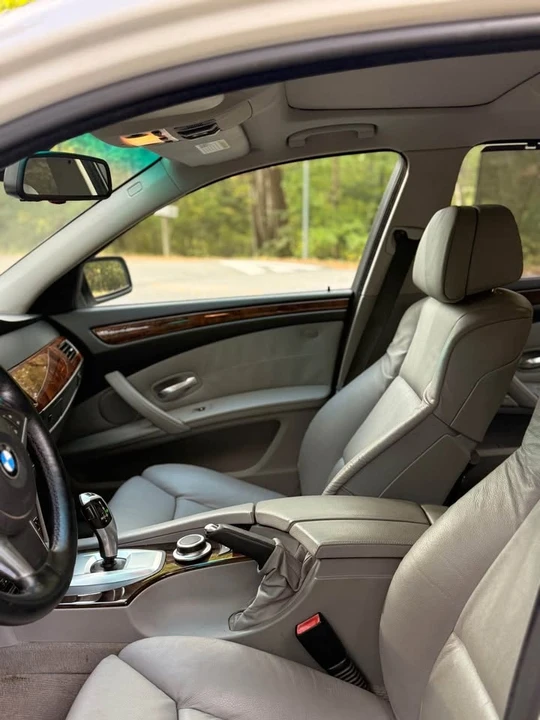 2008 BMW E60 5 Series Sedan - Image 14 of 18
