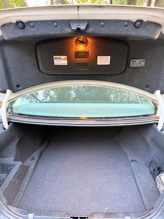 2008 BMW E60 5 Series Sedan - Image 11 of 18