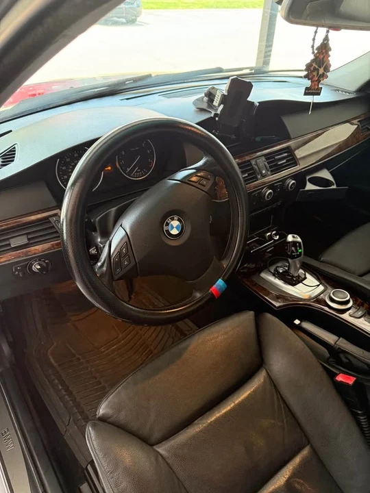 2008 BMW E60 5 Series Sedan - Image 6 of 7