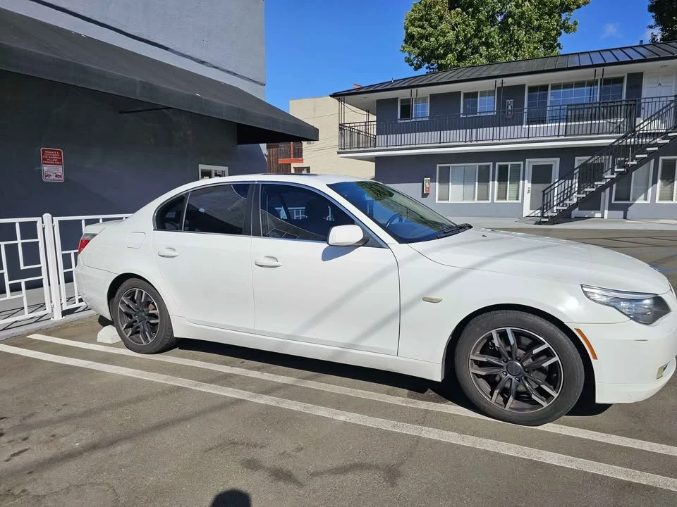 2008 BMW E60 5 Series Sedan - Image 5 of 10