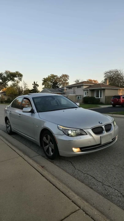 2008 BMW E60 5 Series Sedan - Image 2 of 9