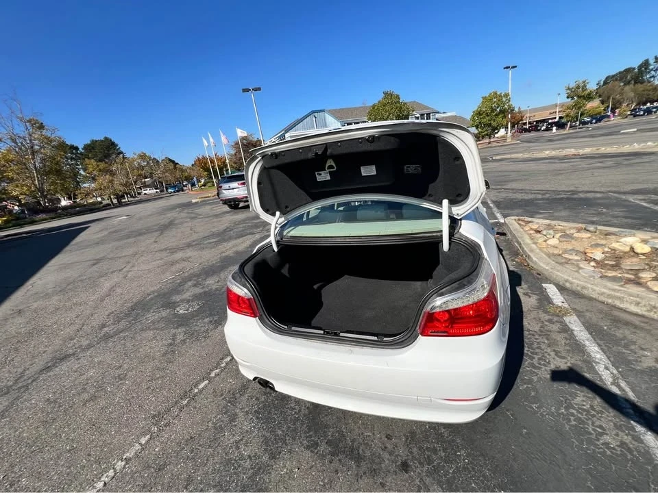 2008 BMW E60 5 Series Sedan - Image 9 of 12