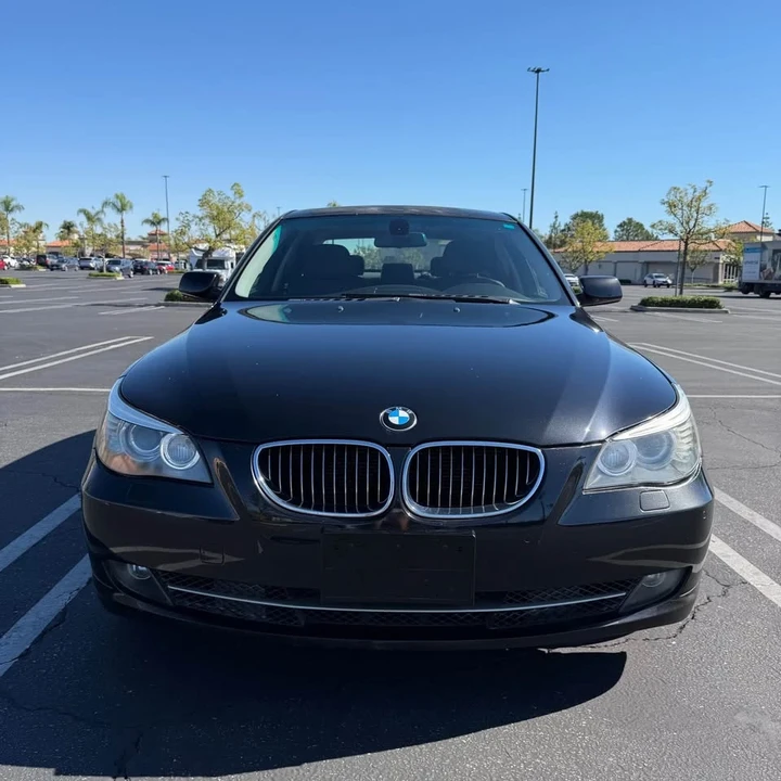 2008 BMW E60 5 Series Sedan - Image 2 of 10