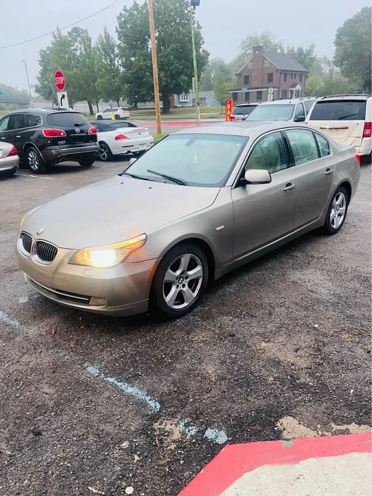 2008 BMW E60 5 Series Sedan - Image 2 of 10