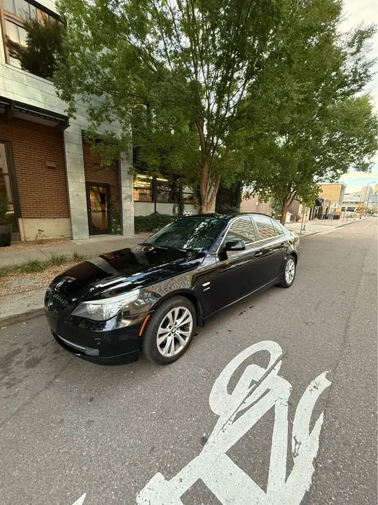 2008 BMW E60 5 Series Sedan - Image 2 of 4