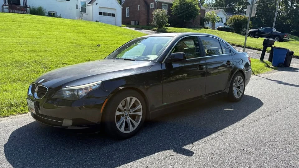 2008 BMW E60 5 Series Sedan - Image 2 of 8