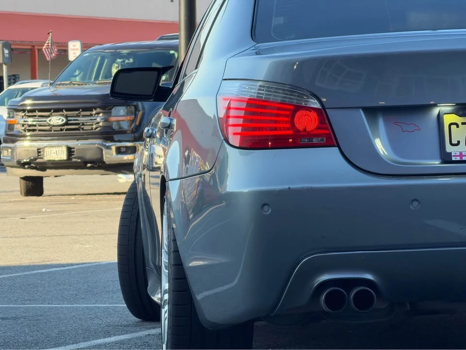 2008 BMW E60 545i & 550i Sedan - Image 3 of 11