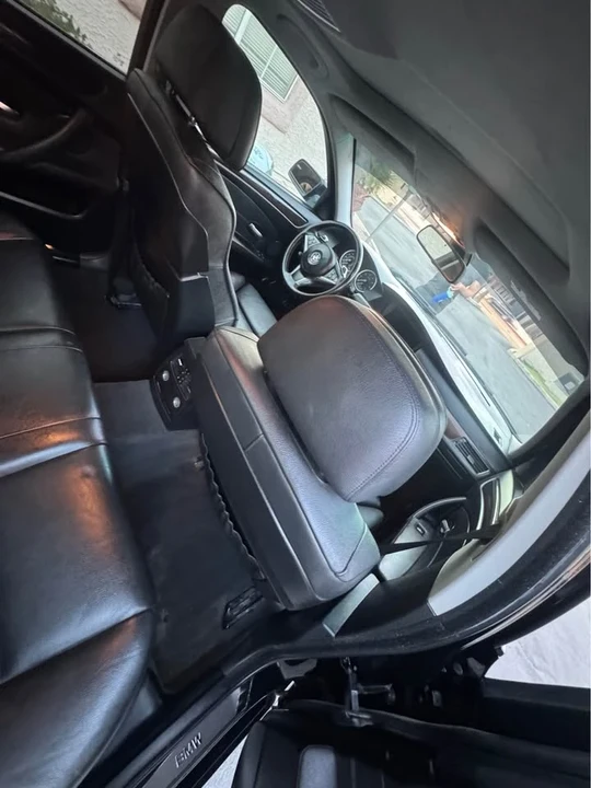 2008 BMW E60 545i & 550i Sedan - Image 3 of 6