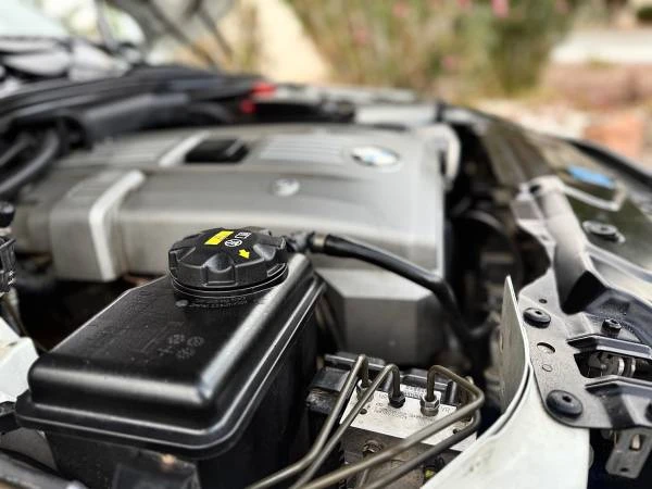 2008 BMW E60 5 Series Sedan - Image 16 of 21
