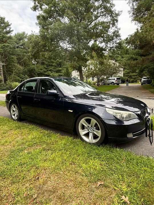2008 BMW E60 5 Series Sedan - Image 2 of 10
