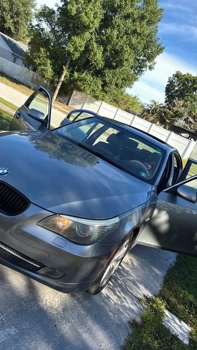 2008 BMW E60 5 Series Sedan - Image 4 of 5