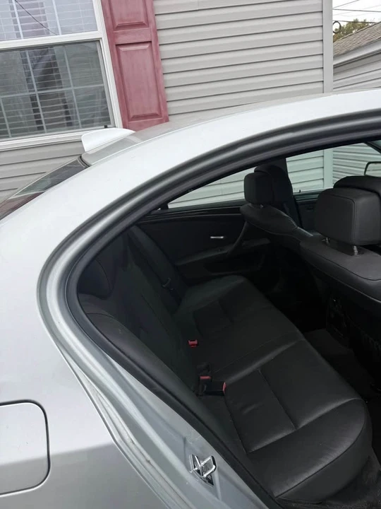 2008 BMW E60 5 Series Sedan - Image 5 of 5