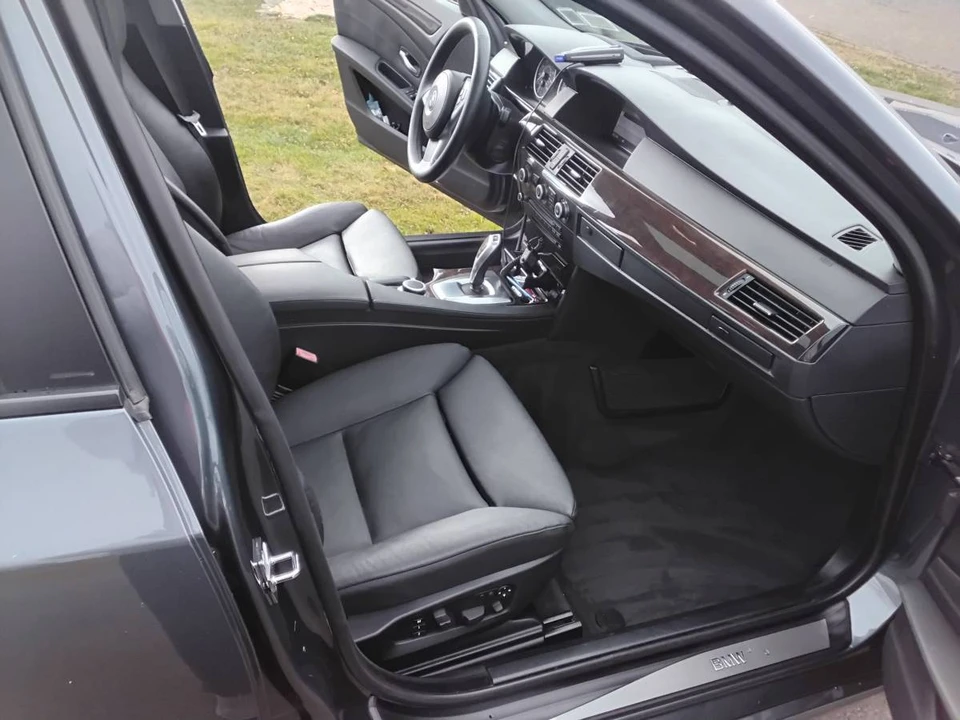 2008 BMW E60 5 Series Sedan - Image 3 of 8