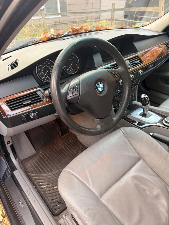 2008 BMW E60 5 Series Sedan - Image 5 of 9