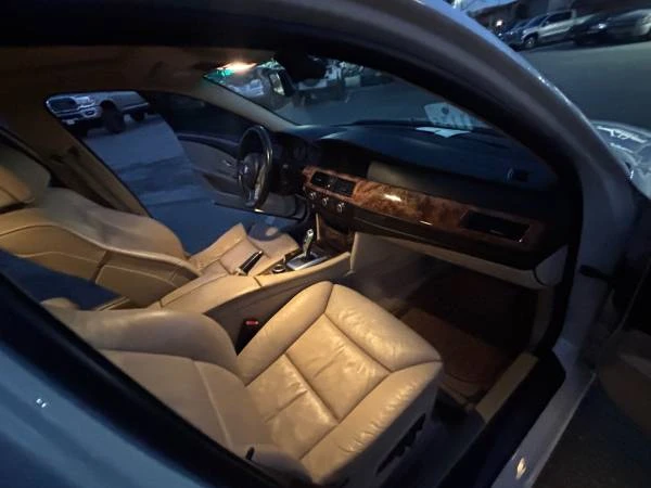 2008 BMW E60 5 Series Sedan - Image 9 of 10