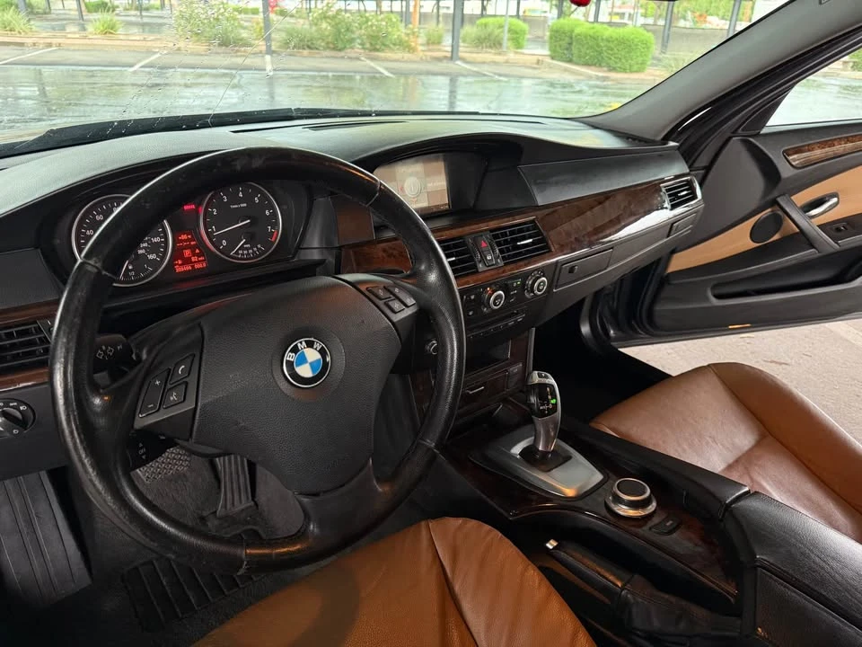 2008 BMW E60 5 Series Sedan - Image 13 of 17