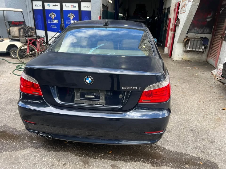2008 BMW E60 5 Series Sedan - Image 5 of 10