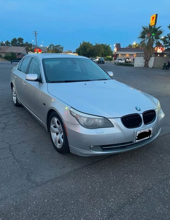 2008 BMW E60 5 Series Sedan - Image 4 of 5