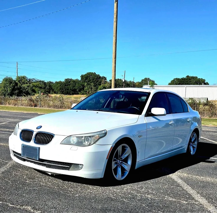 2008 BMW E60 5 Series Sedan - Image 2 of 5