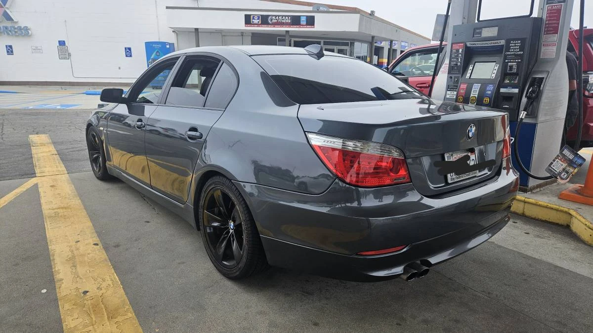 2008 BMW E60 5 Series Sedan - Image 3 of 4
