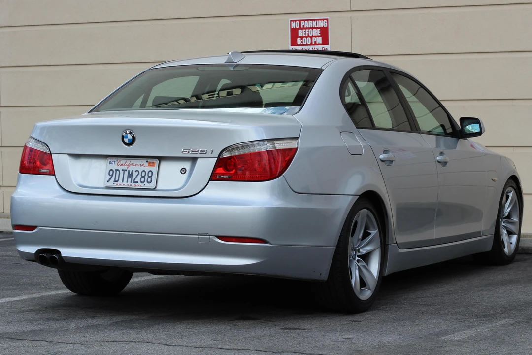 2008 BMW E60 5 Series Sedan - Image 4 of 5