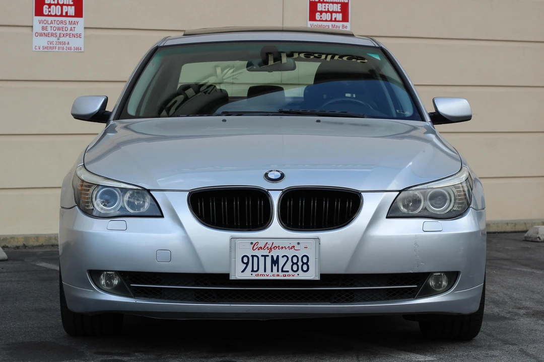 2008 BMW E60 5 Series Sedan - Image 2 of 5