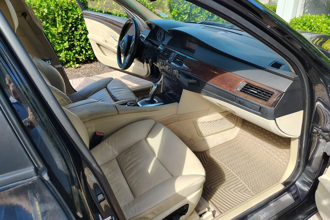 2008 BMW E60 5 Series Sedan - Image 4 of 9