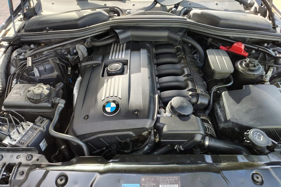 2008 BMW E60 5 Series Sedan - Image 6 of 9