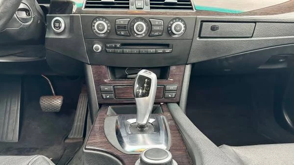 2008 BMW E60 5 Series Sedan - Image 11 of 17